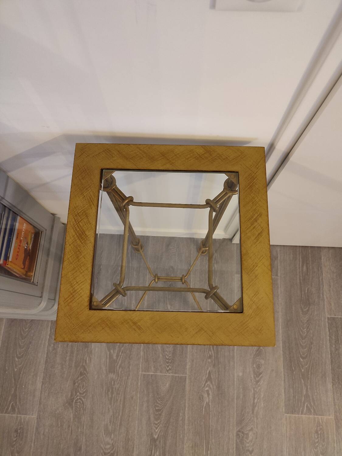 Vintage pedestal side table