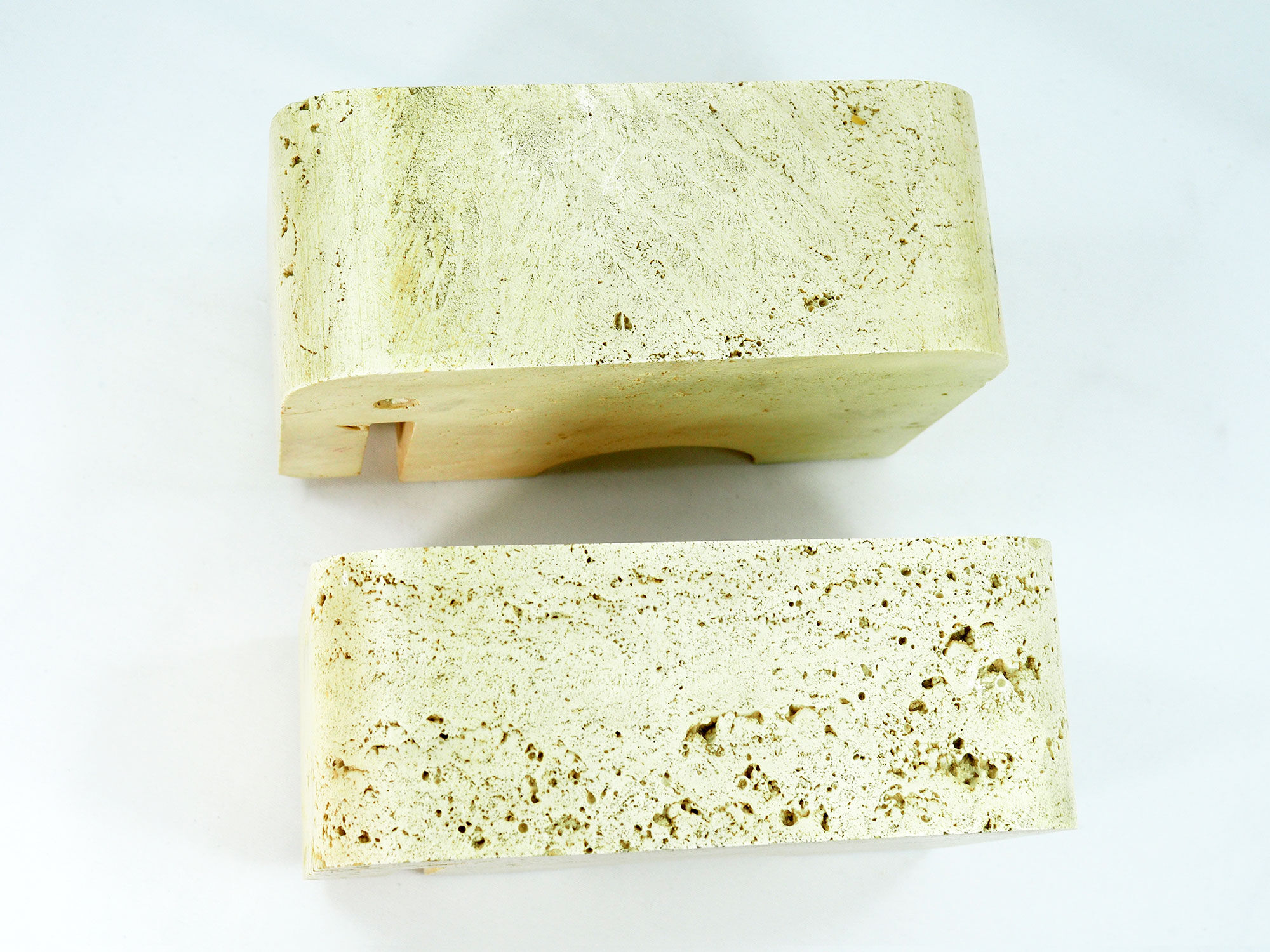 Pair elephant bookends travertine Fratelli Mannelli, 1970s