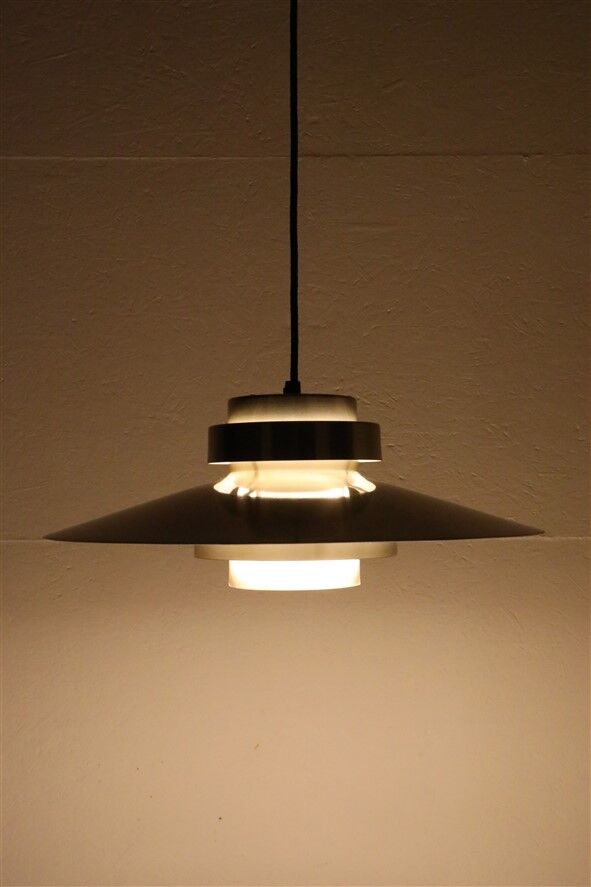 Mid-century pendant lamp in brass/gold finish / Danish modern design / Space Age / 1960s / 1970s