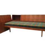 Mid Century daybed
