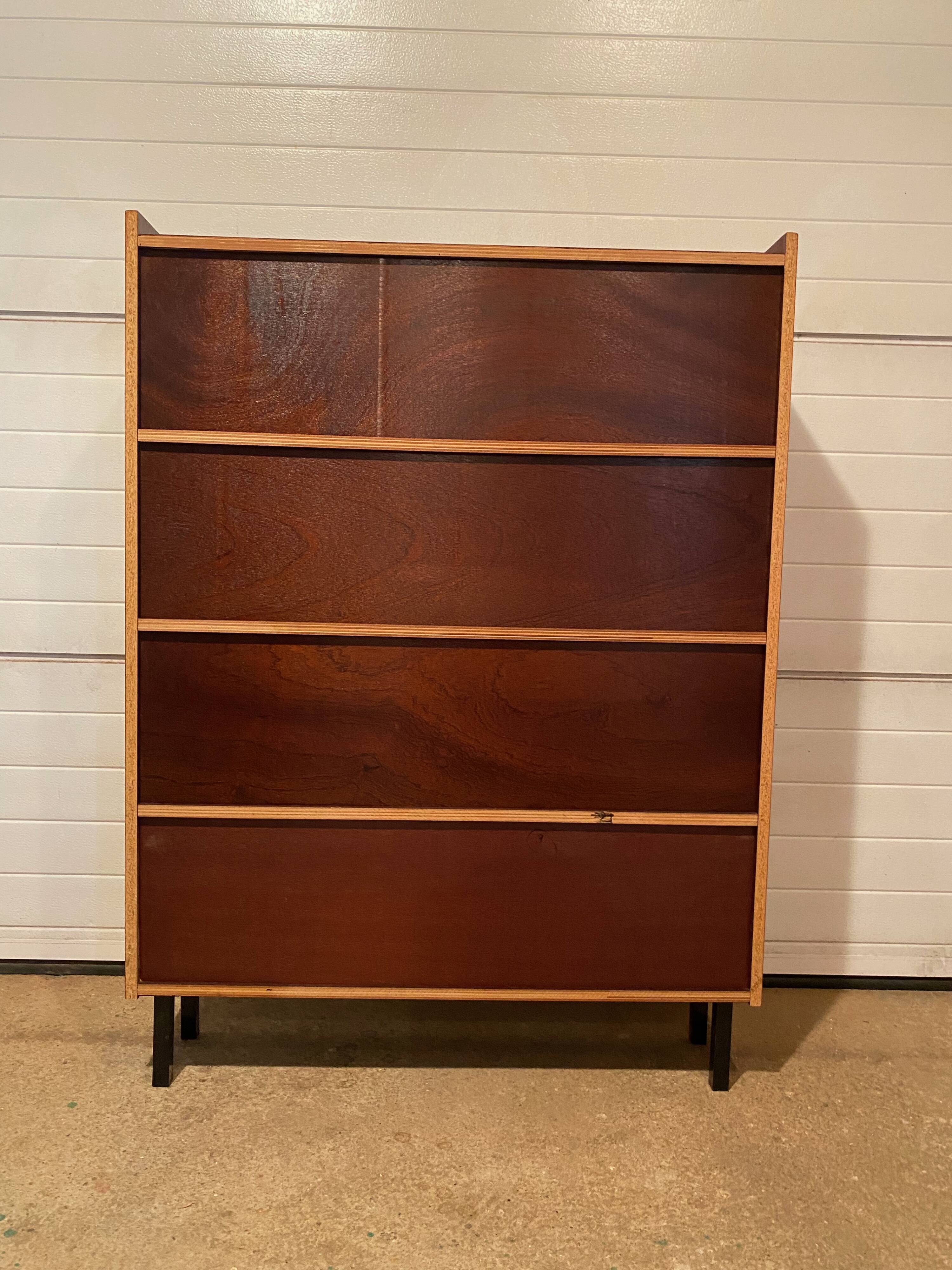 Vintage bookcase/display cabinet