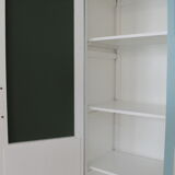 Asymmetrical wardrobe typical of the 50