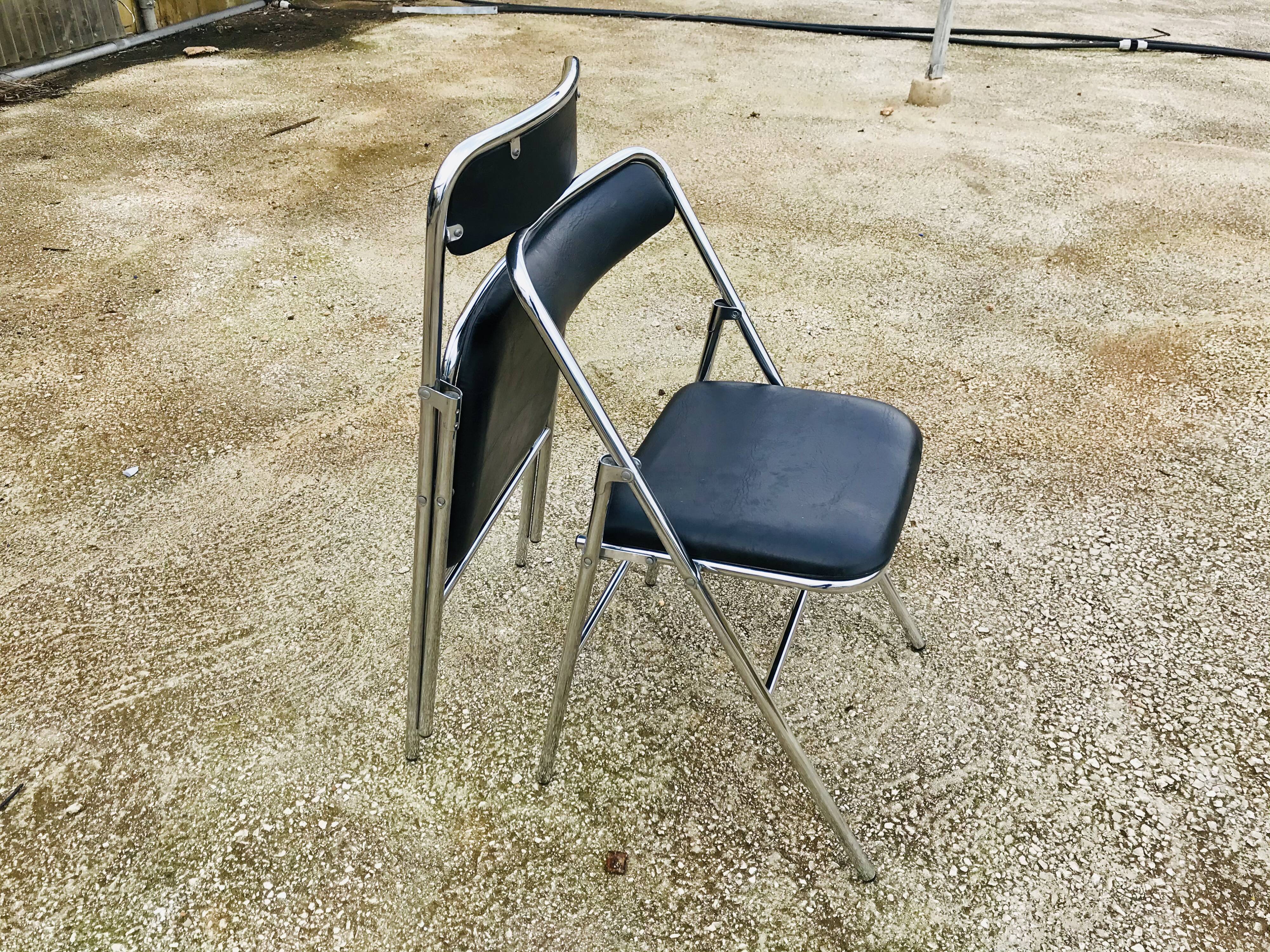 70s TBE folding chairs