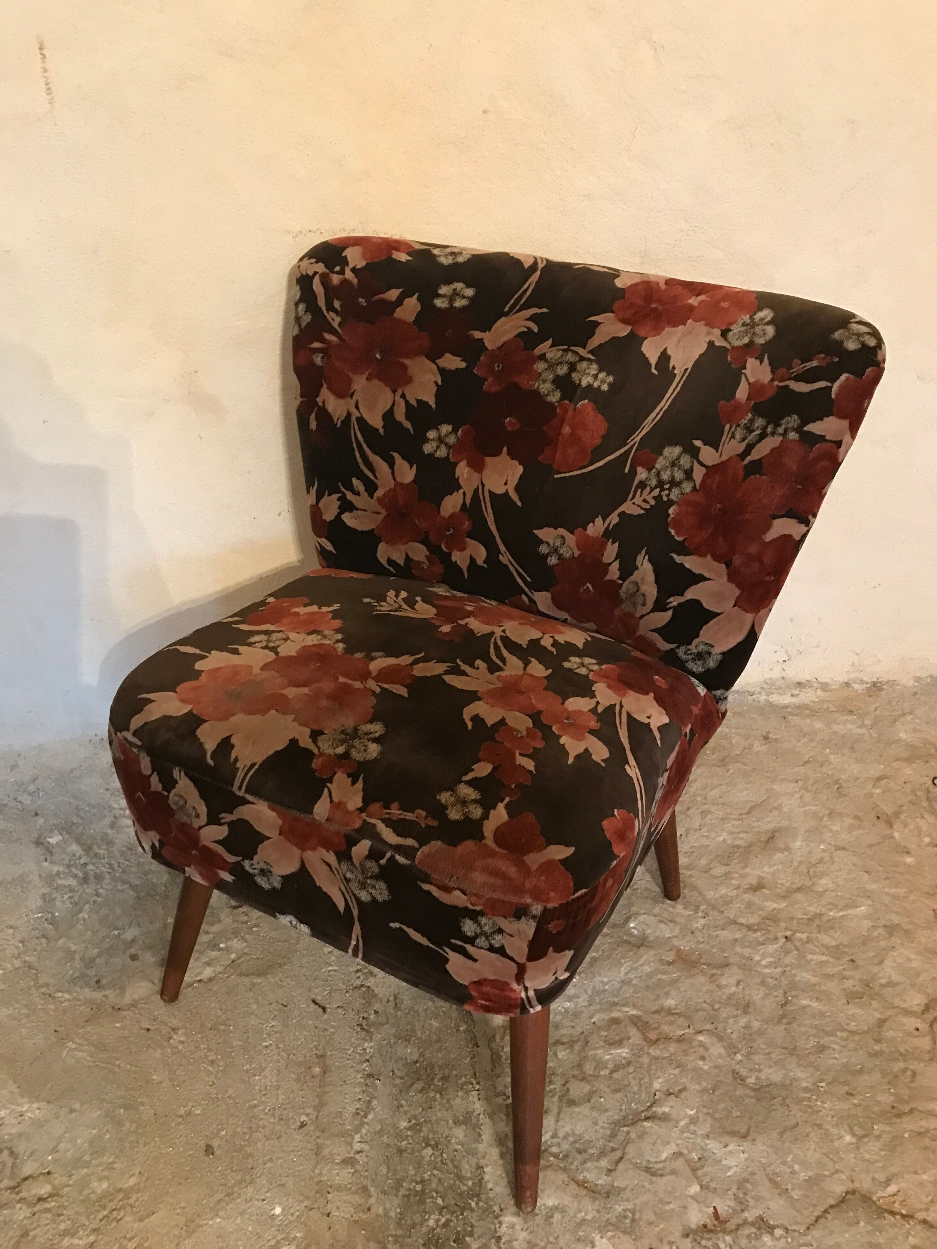 Vintage cocktail armchair 1960 feet compass and fabric flowers