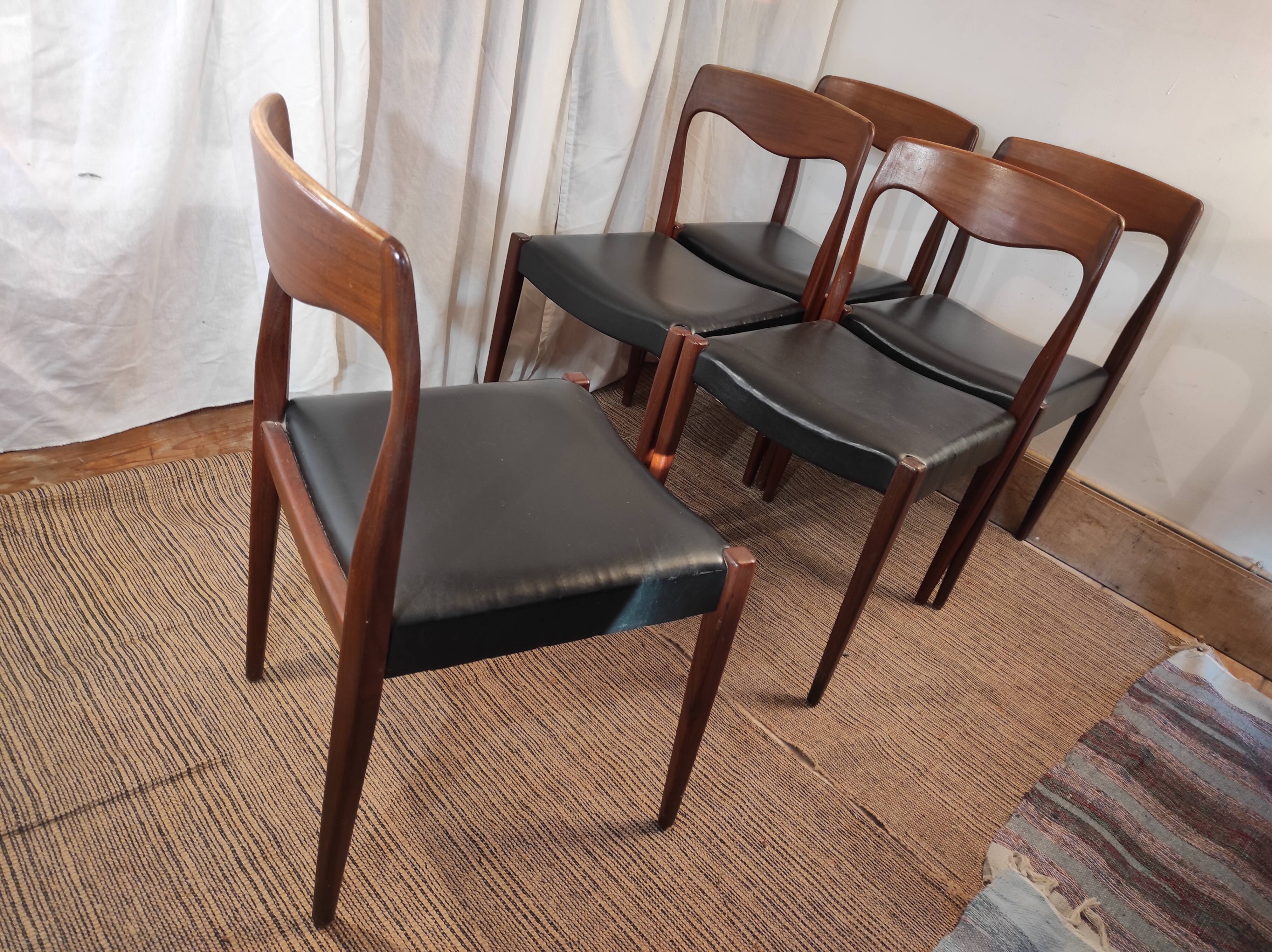 5 Scandinavian/Danish style chairs