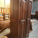 Fine oak cabinet XIX