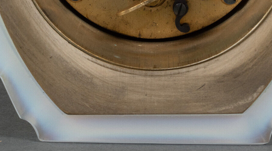 Pendule par Marius Sabino 1930