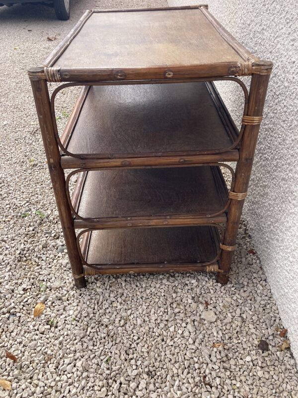 Meuble d’appoint en bambou