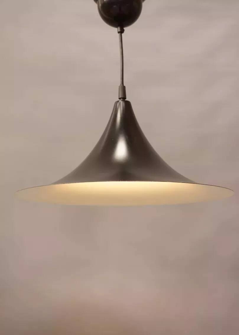 Black lacquered metal pendant light