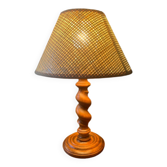 Lampe en bois tourné et sculpté