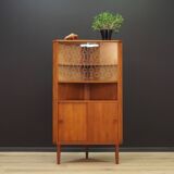 Corner cabinet in teak