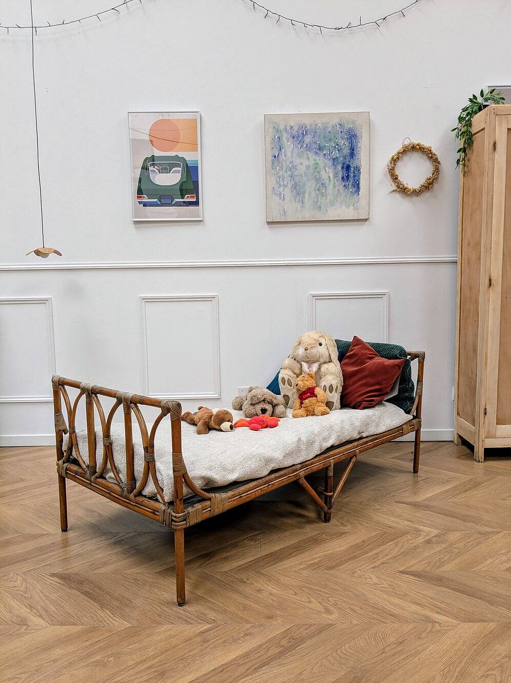 Vintage rattan bed from the 50s and 60s