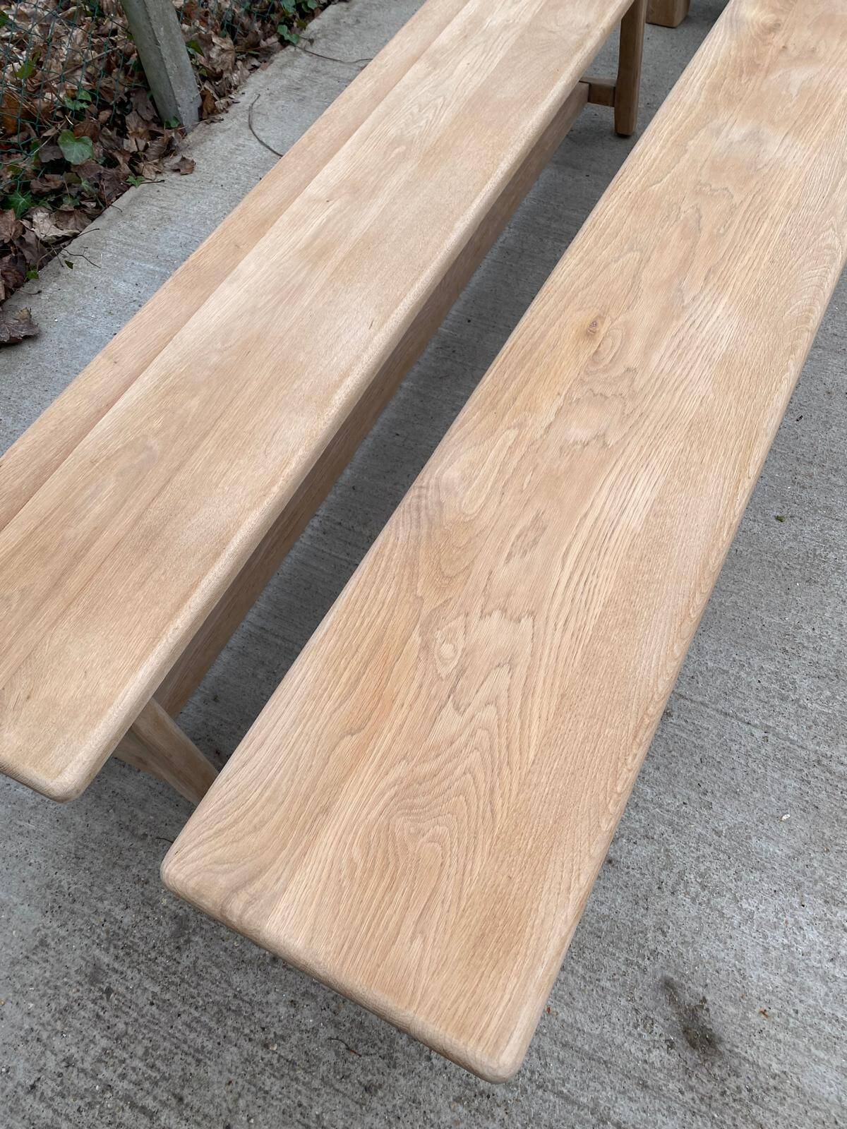 Extendable farmhouse table renovated in solid raw oak 2 drawers 2 benches 20