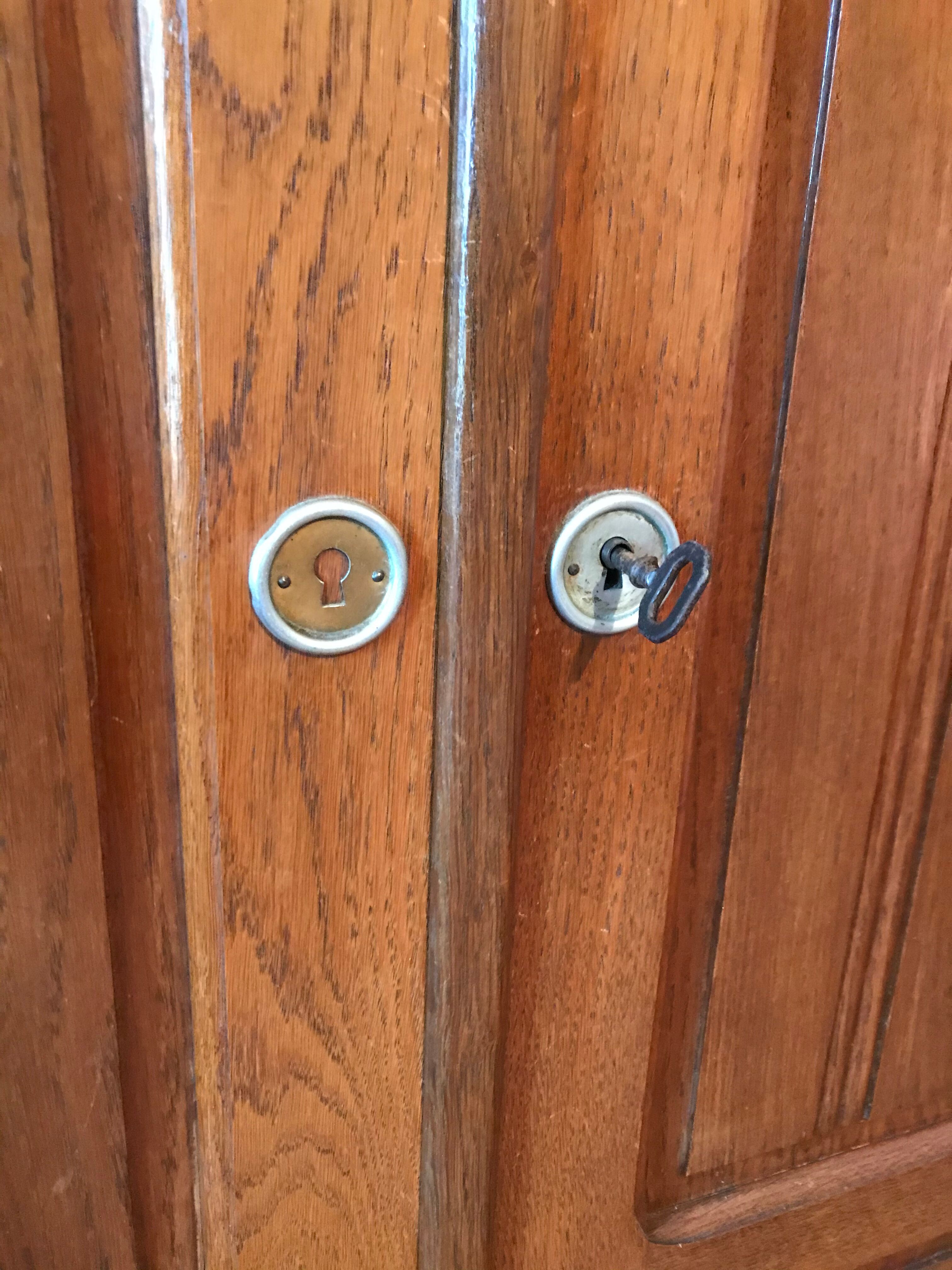 Wardrobe - Solid oak penderie Art Deco era