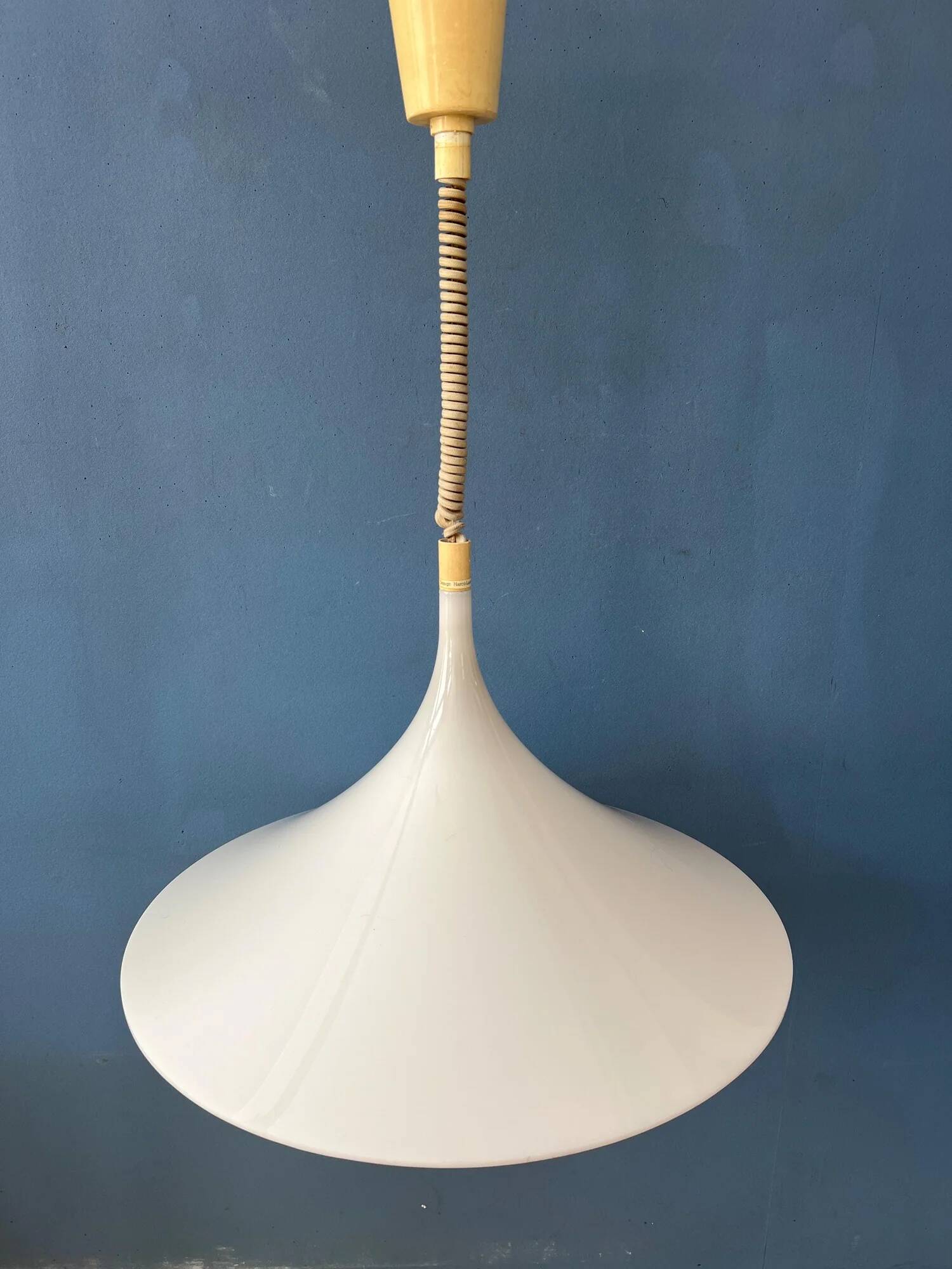 Suspension vintage en plexiglas