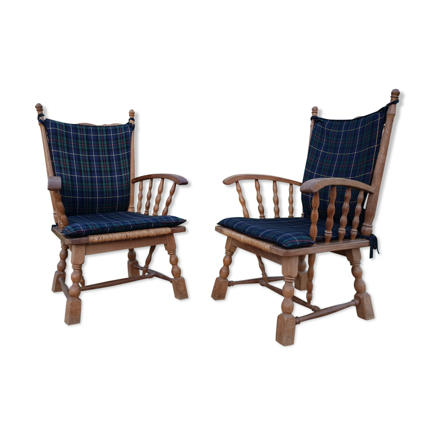 Pair of oak armchairs