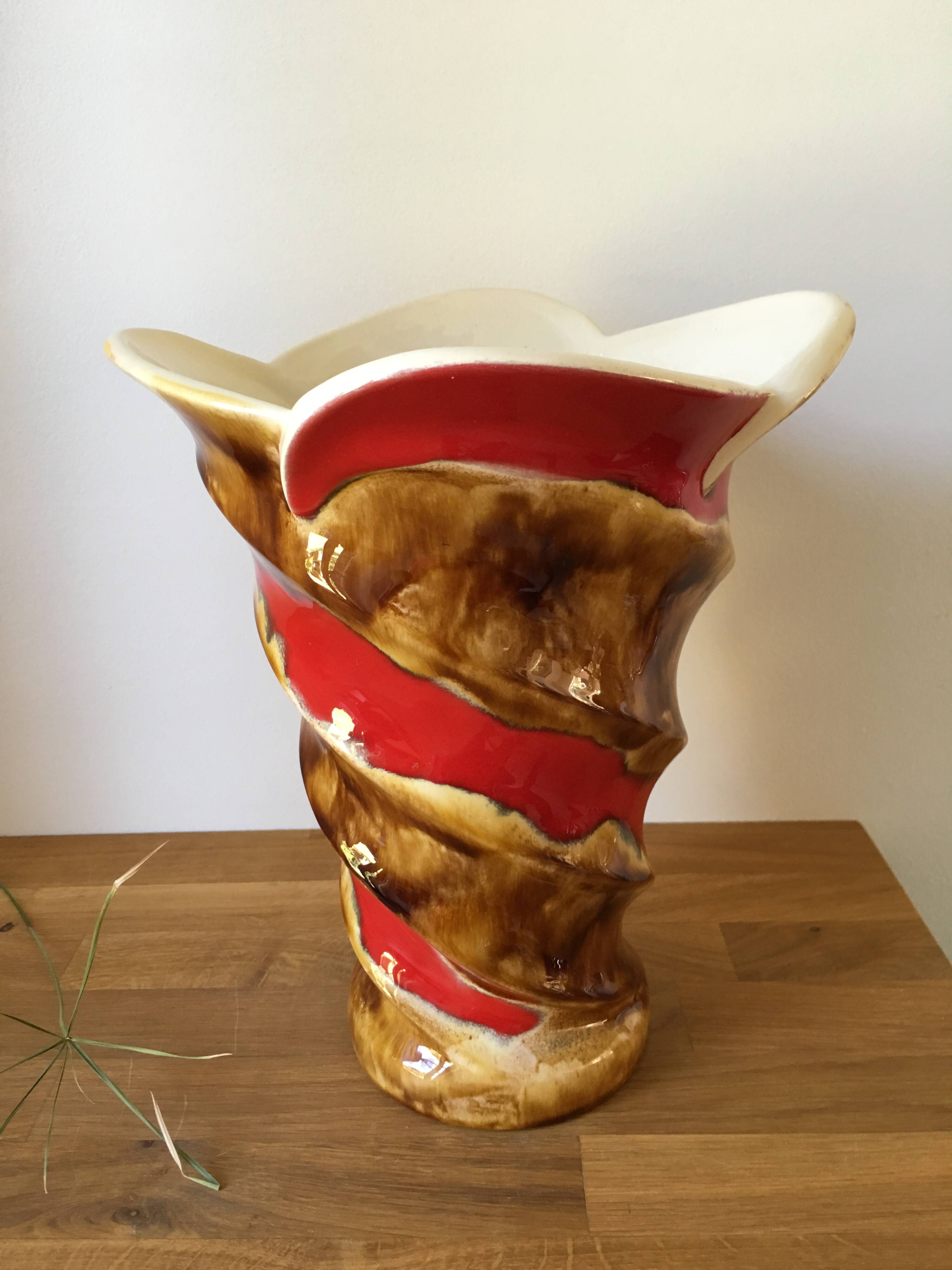 Grand vase en céramique emaillée signé baudin