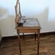 coiffeuse d'époque 1990 avec miroir  psyché orientable et marbre