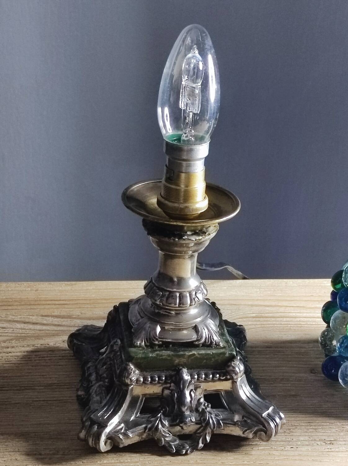 Grape lamp in Art Nouveau style