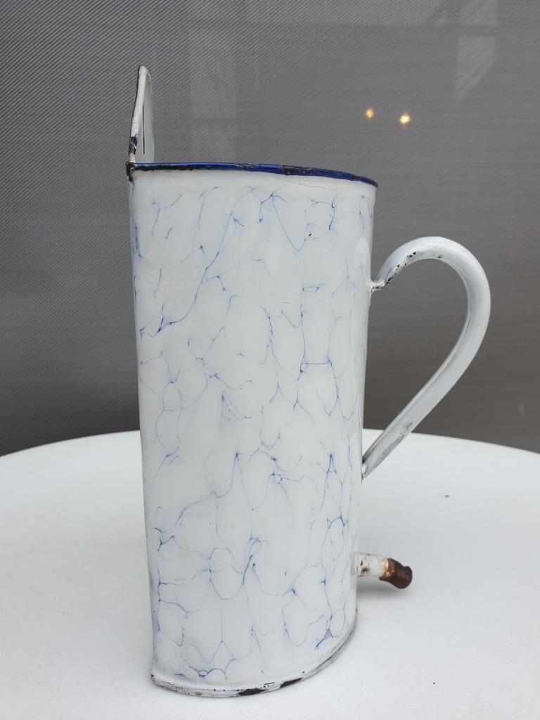 Pot washbasin wall mounted sheet metal enamelled