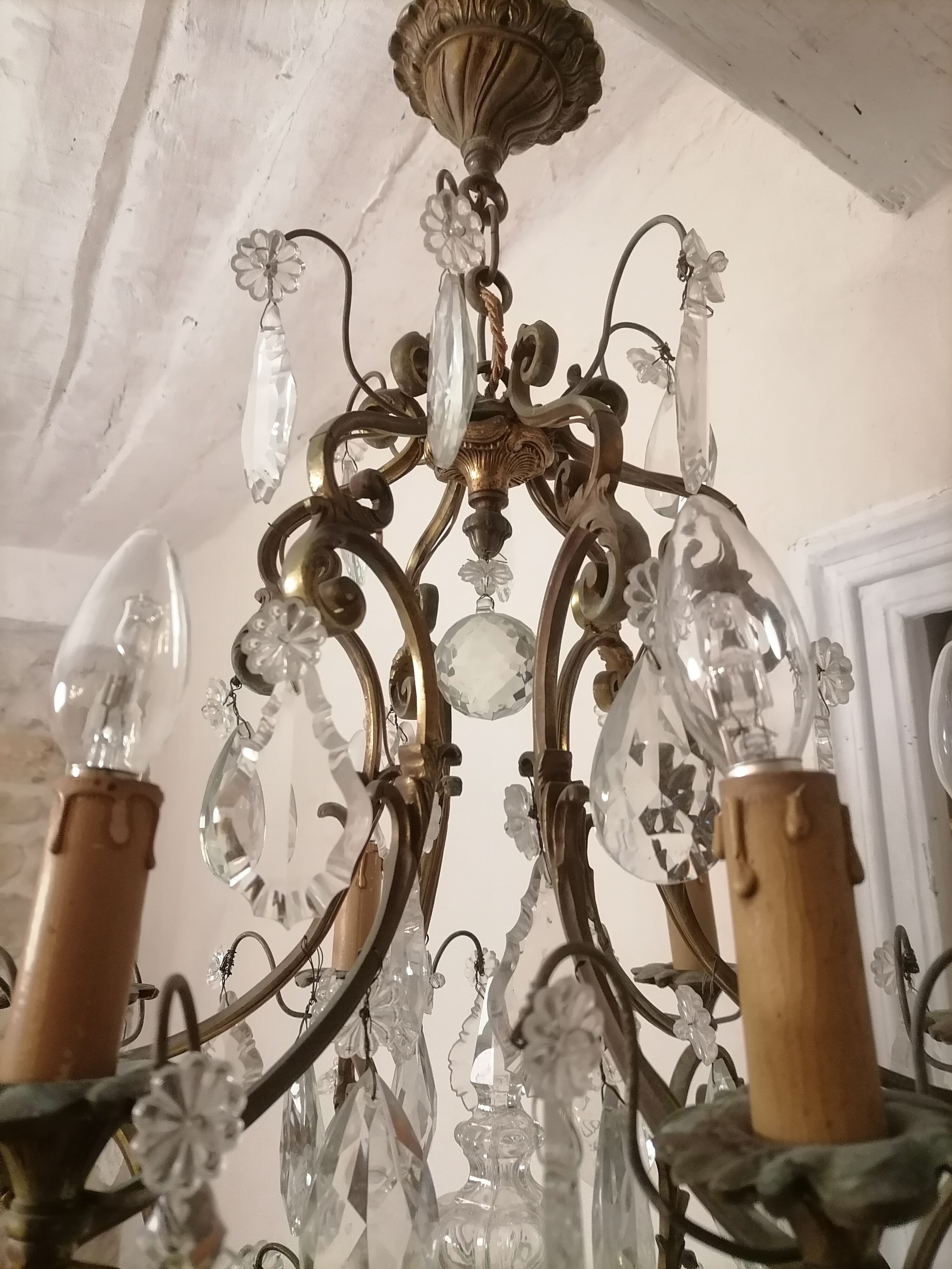 Old cage chandelier. Bronze and tassels. 6 arms of lights.