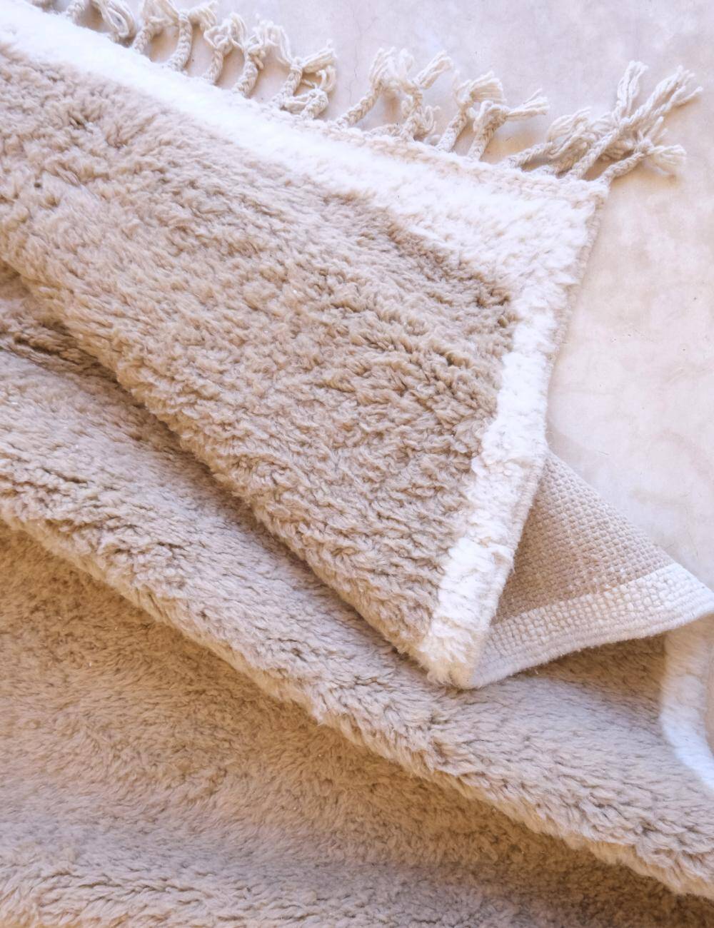 Contemporary Berber Rug - 355 X 243 cm