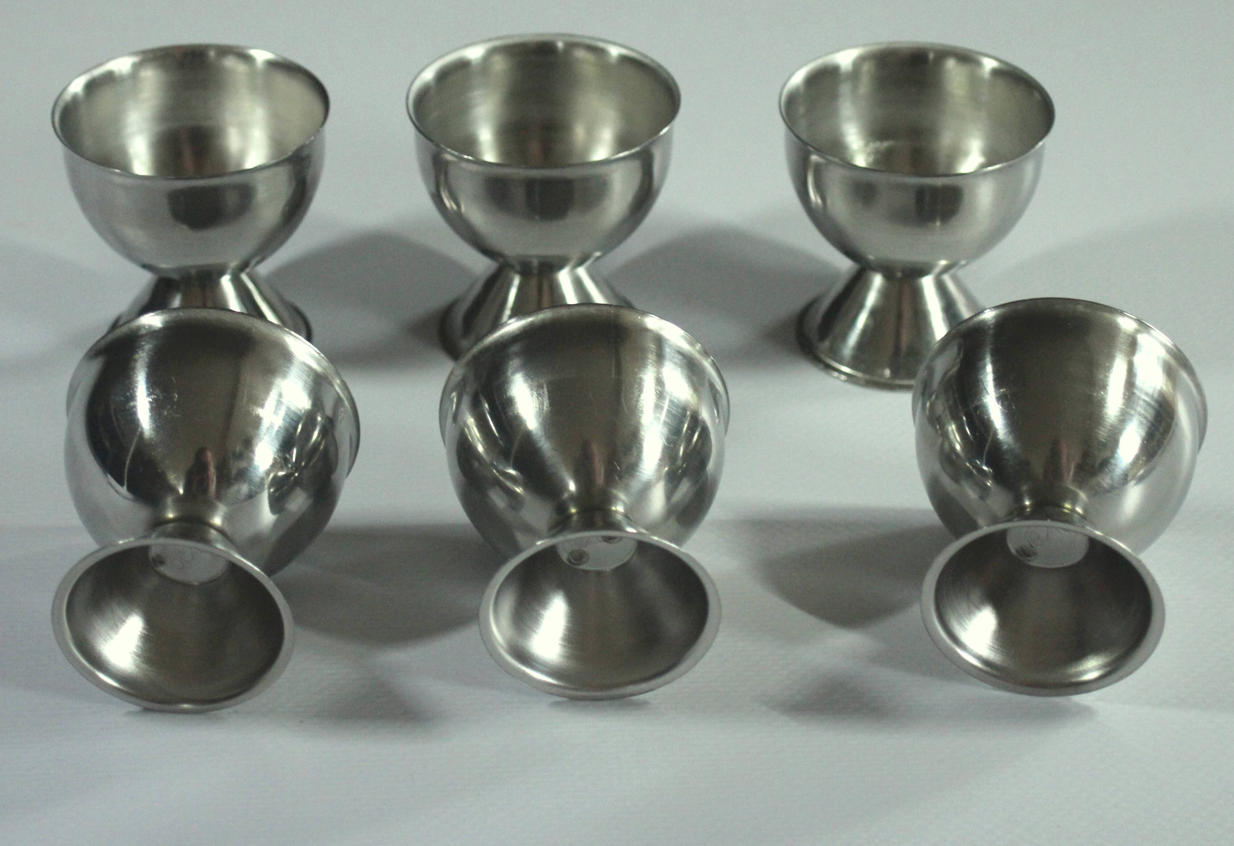 6 stainless steel egg cups - Vintage