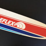 Reflex water skiing