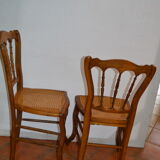 Ensemble de 5 chaises cannées en hêtre