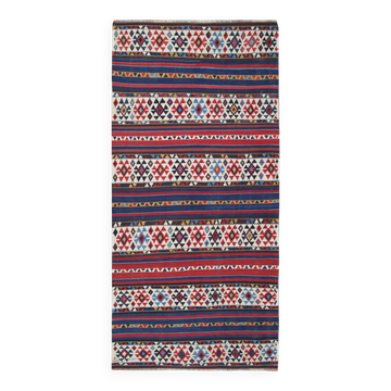 Tapis de couloir Shirvan Kilim en laine à rayures géométriques tribales, années 1940