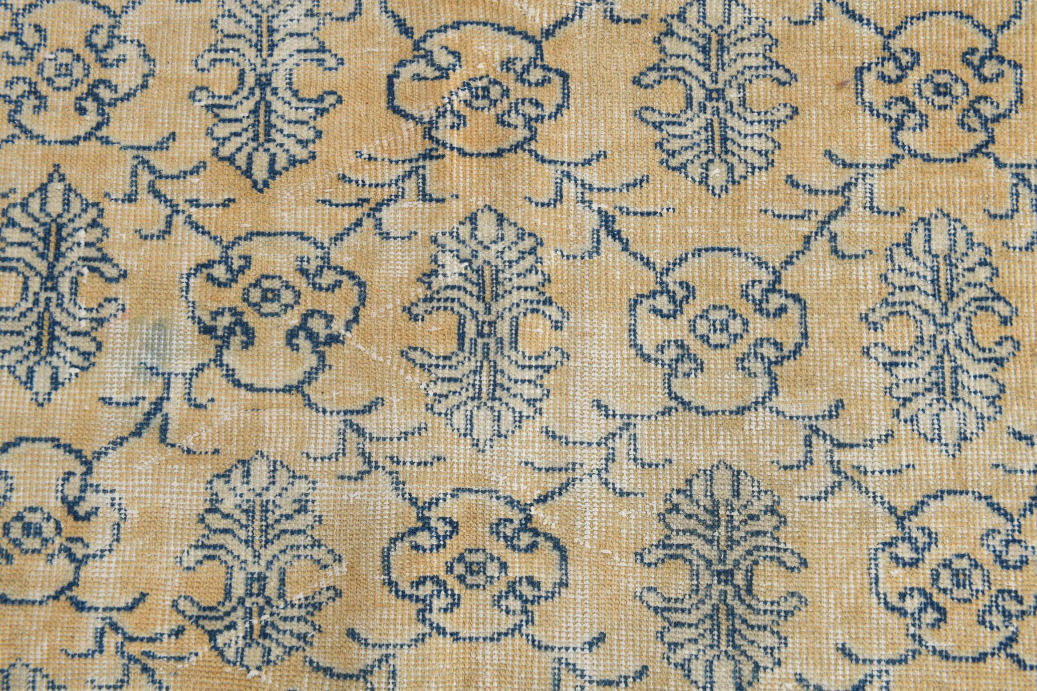 Plants & floral vintage area rug 269x178cm