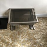 Giggle table