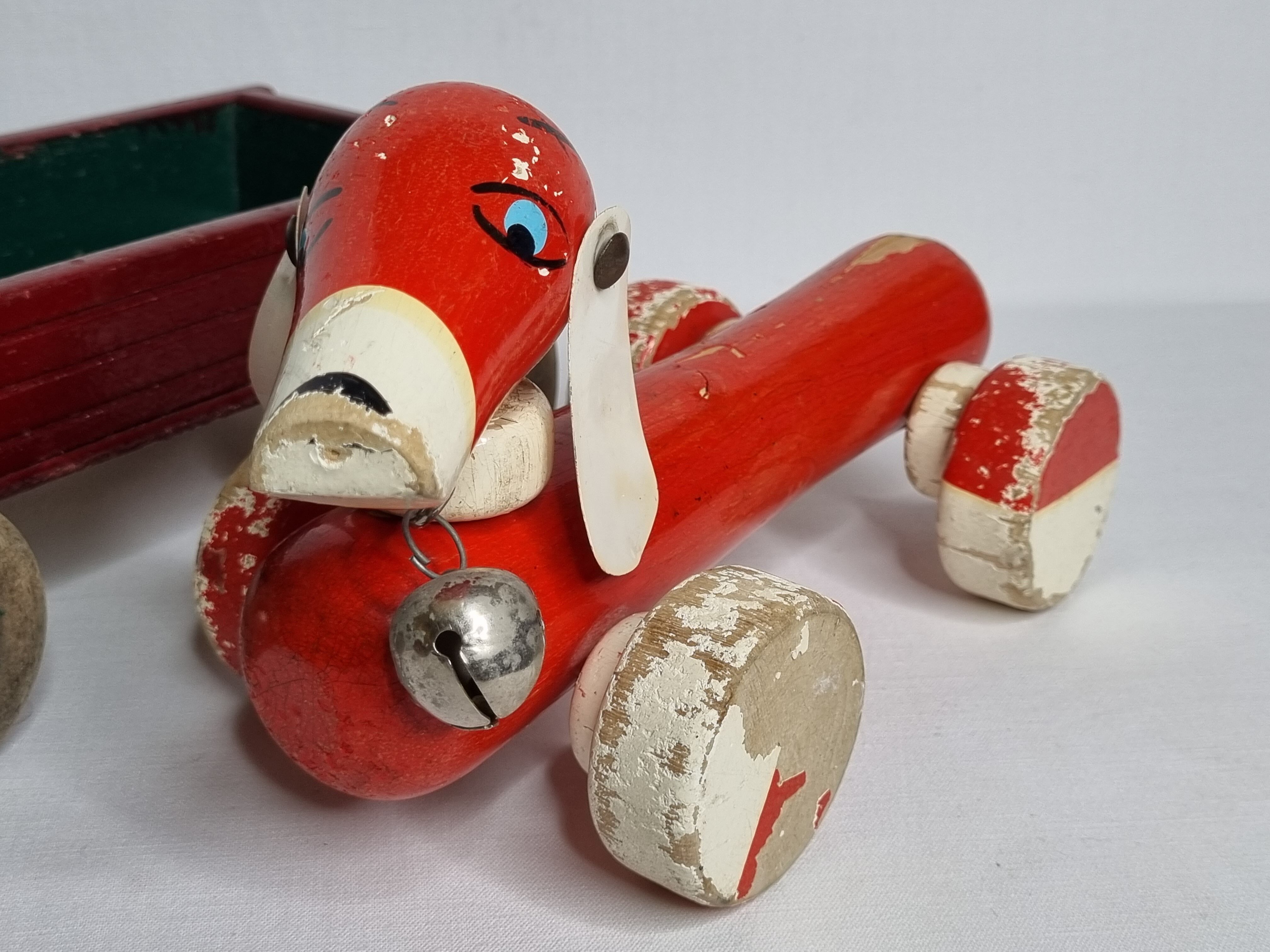 Set of three vintage pulling toys, 50s-60s