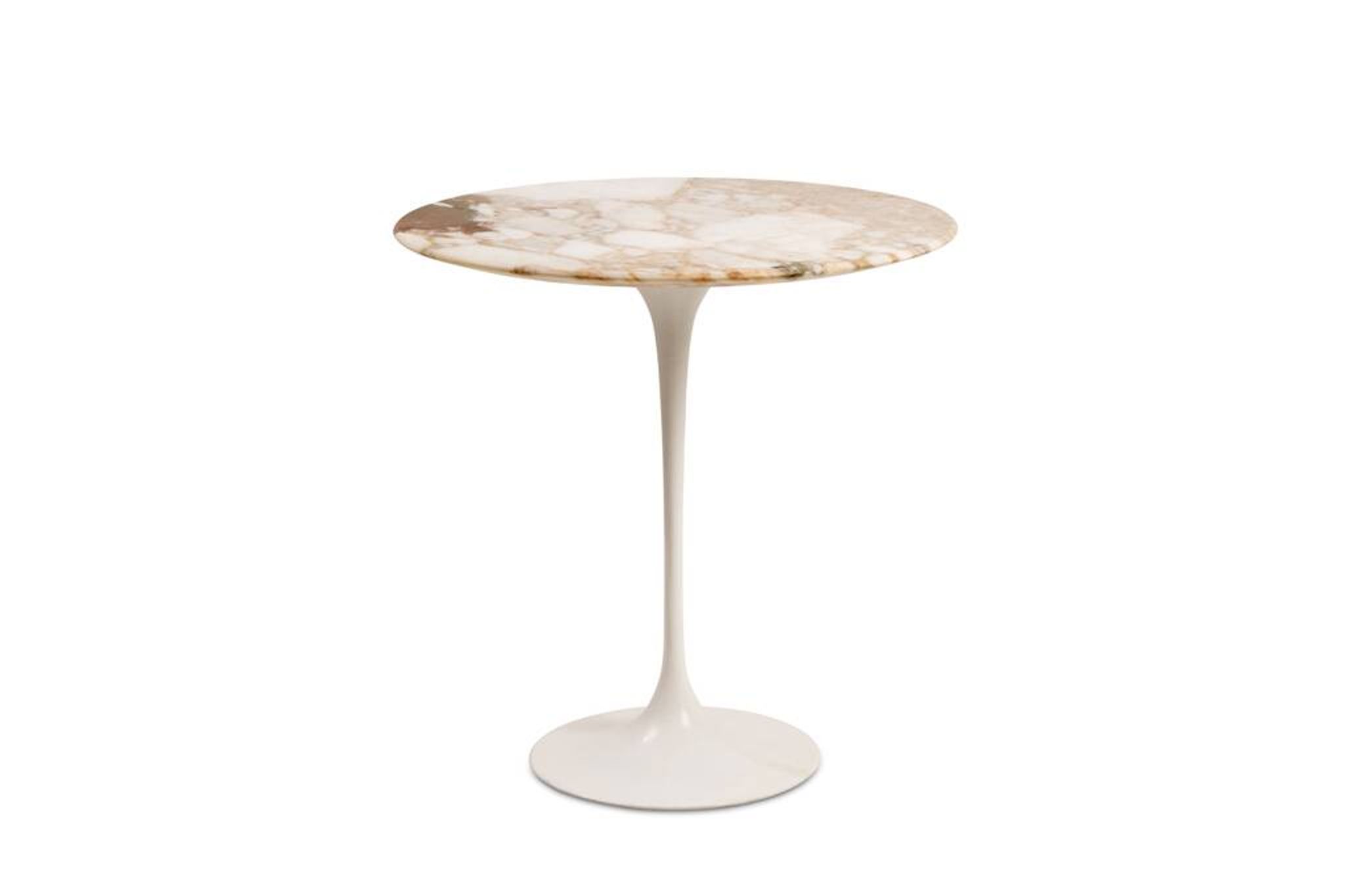 Round "Tulip" side table by Eero Saarinen for Knoll International, circa 1950.