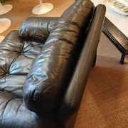 Paire fauteuils cuir design Tobia Scarpa