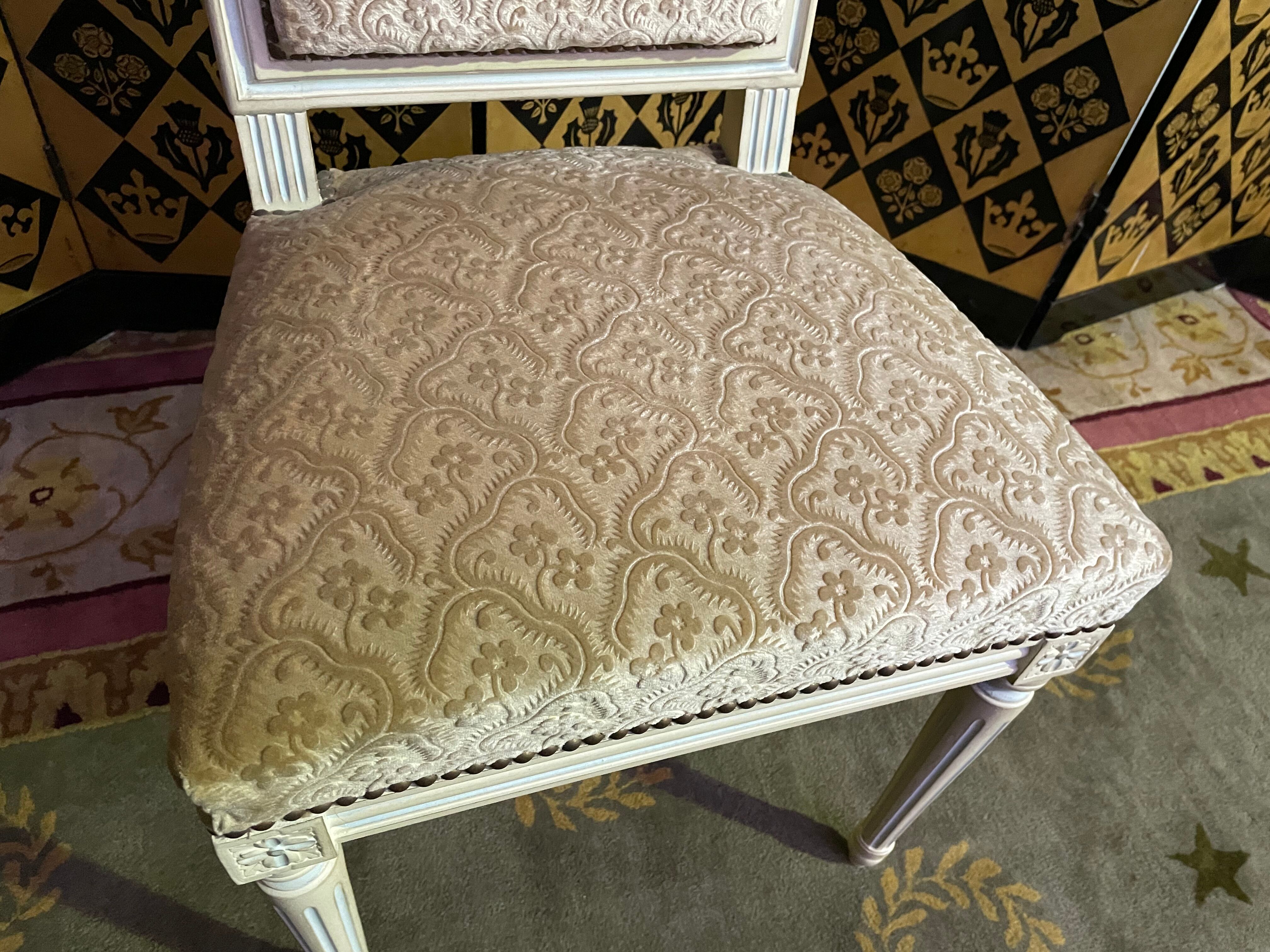 Suite of 6 Louis XVI style chairs in embossed velvet