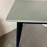Compass leg table