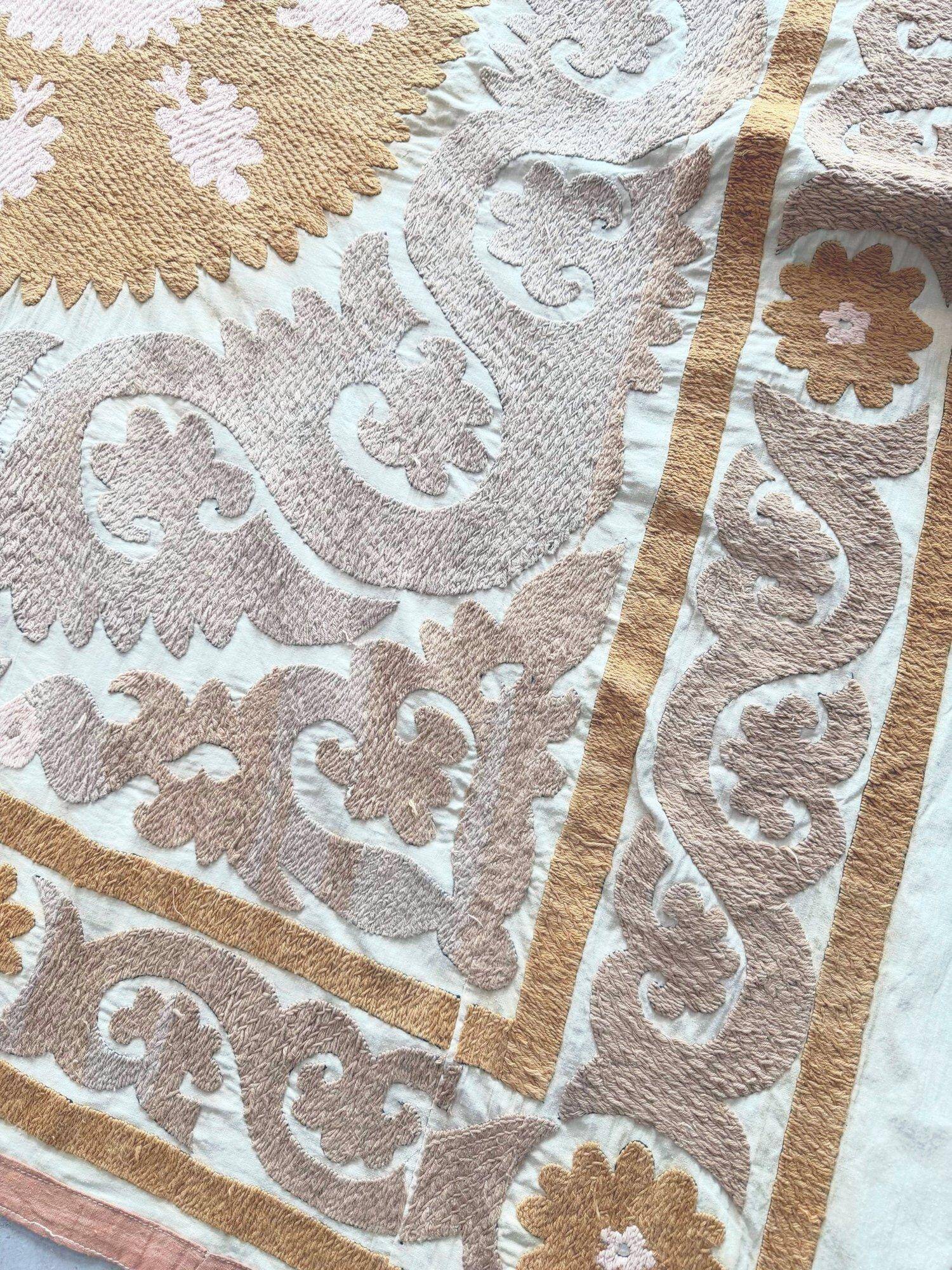 Vintage hand-embroidered tablecloth 137x142 cm