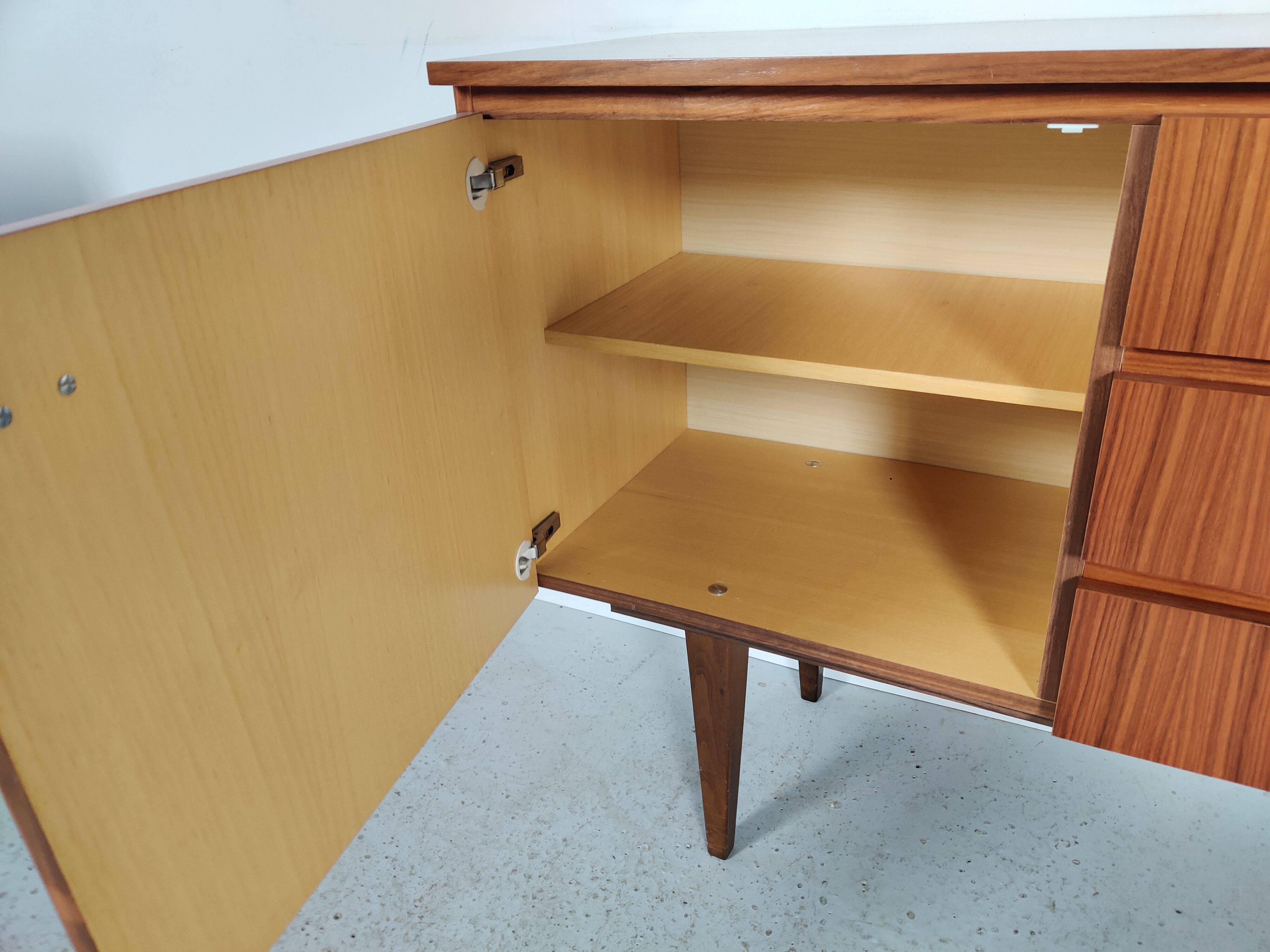 Vintage enfilade 60s/70s