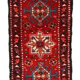 Tapis Couloir Vintage Karajeh du Moyen-Orient, Années 1960, Élégance et Aut