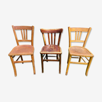 3 chaises bistrot dépareillées