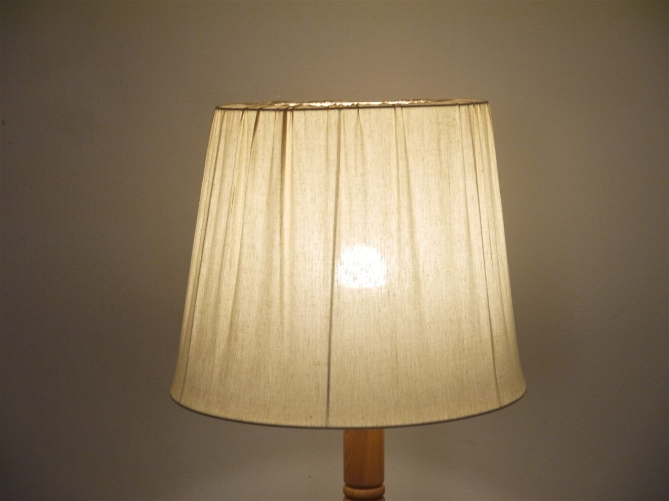 Vintage Scandinavian wooden floor lamp 1970