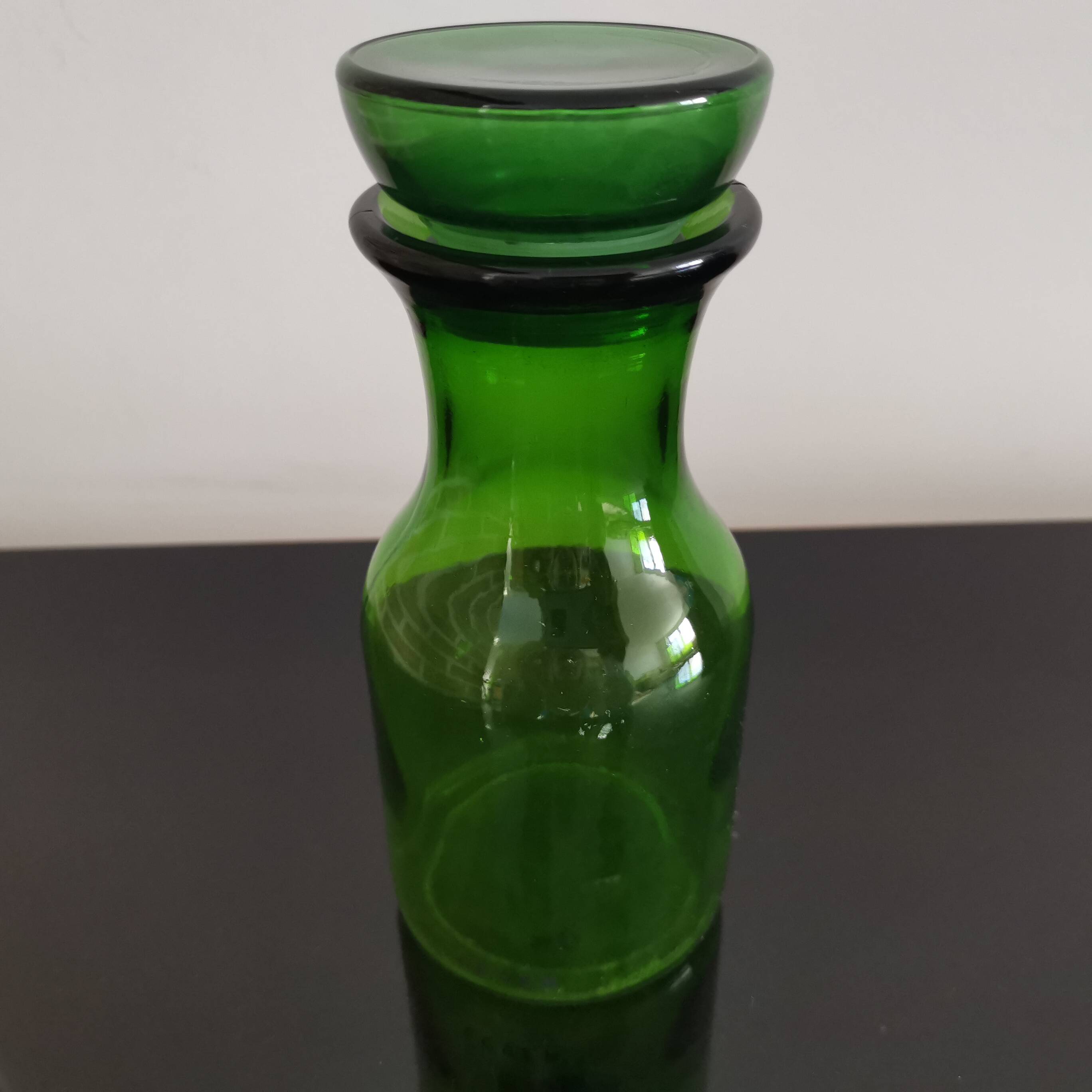 Jar or green bottle Lever 70s