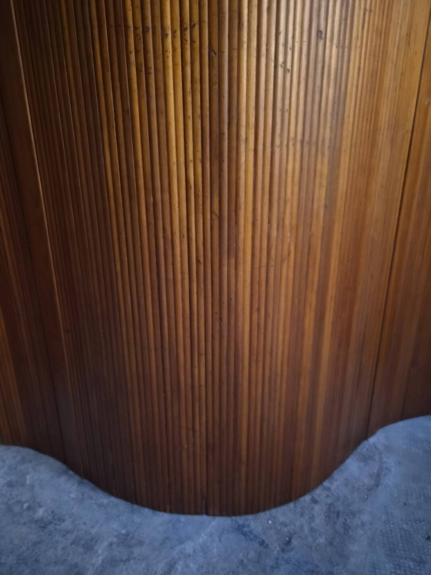 Pine pitch screen – A.C. Paris, 1920s–1930s