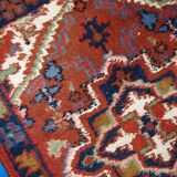 Tapis Vintage Hamadan en Laine, Années 1970, Élégance Traditionnelle