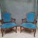 Paire de fauteuils d'epoque Louis XV