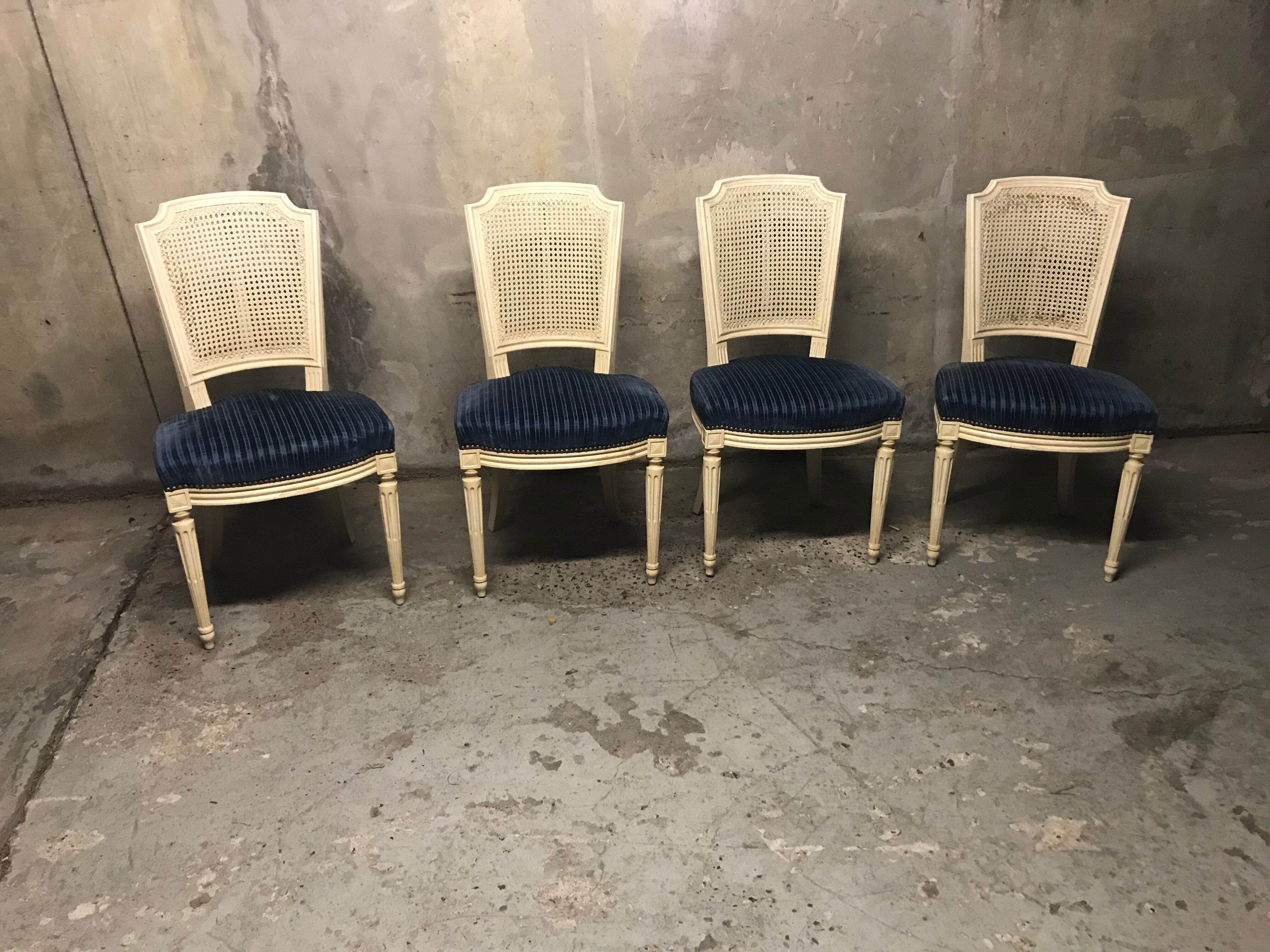 Suite of 4 Louis XVI chairs