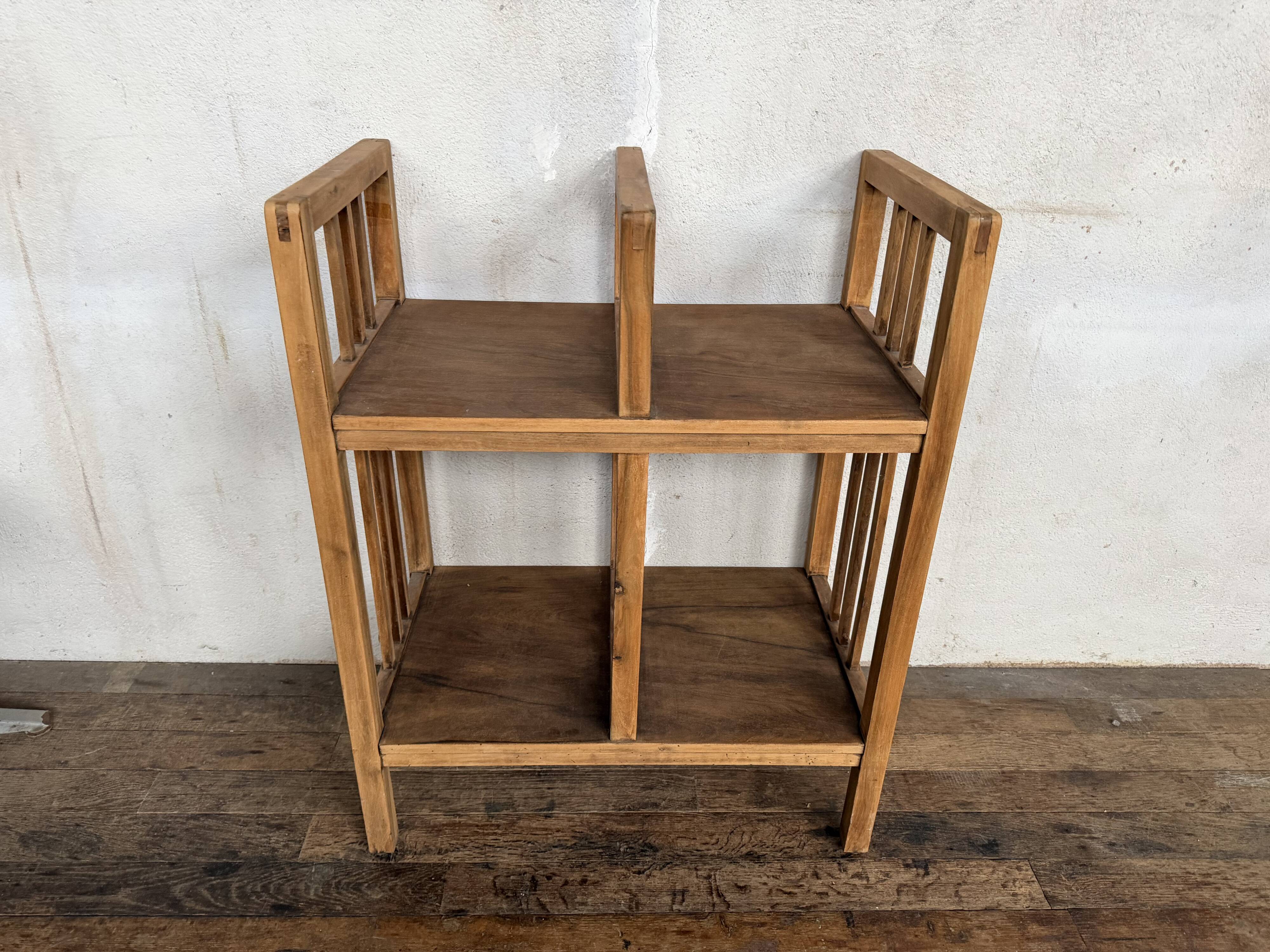 Etagère administrative bois brut 1930