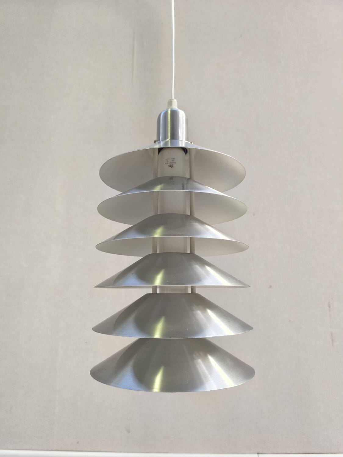 Suspension Tip Top par Jørgen Gammelgaard pour Pandul