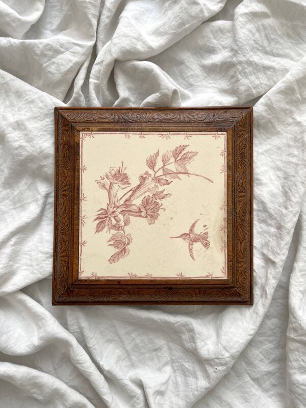 Dessous de plat en terre de fer ''Oiseau mouche'' Gien